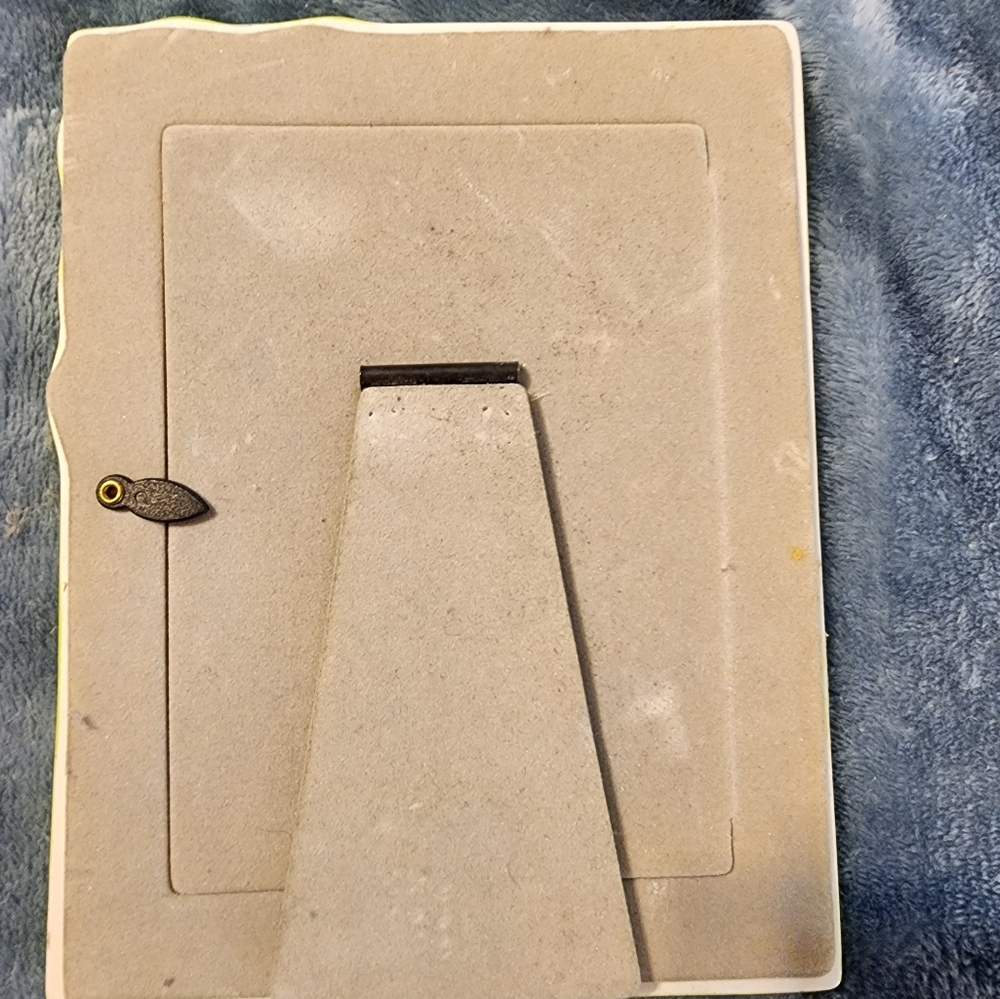 Ceramic Flower Picture Frame - Picture 2 of 2